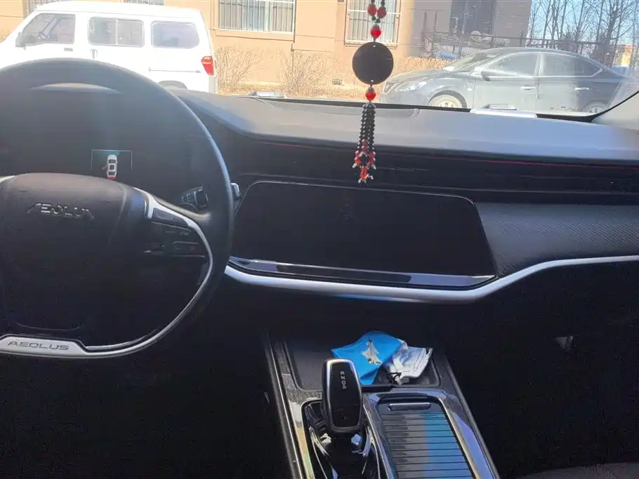 DONGFENG YI HYUN MAX