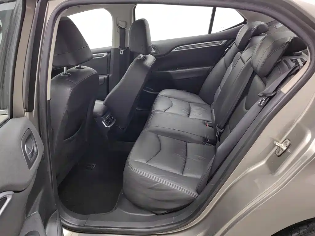 Citroen C4L — миниатюра 15