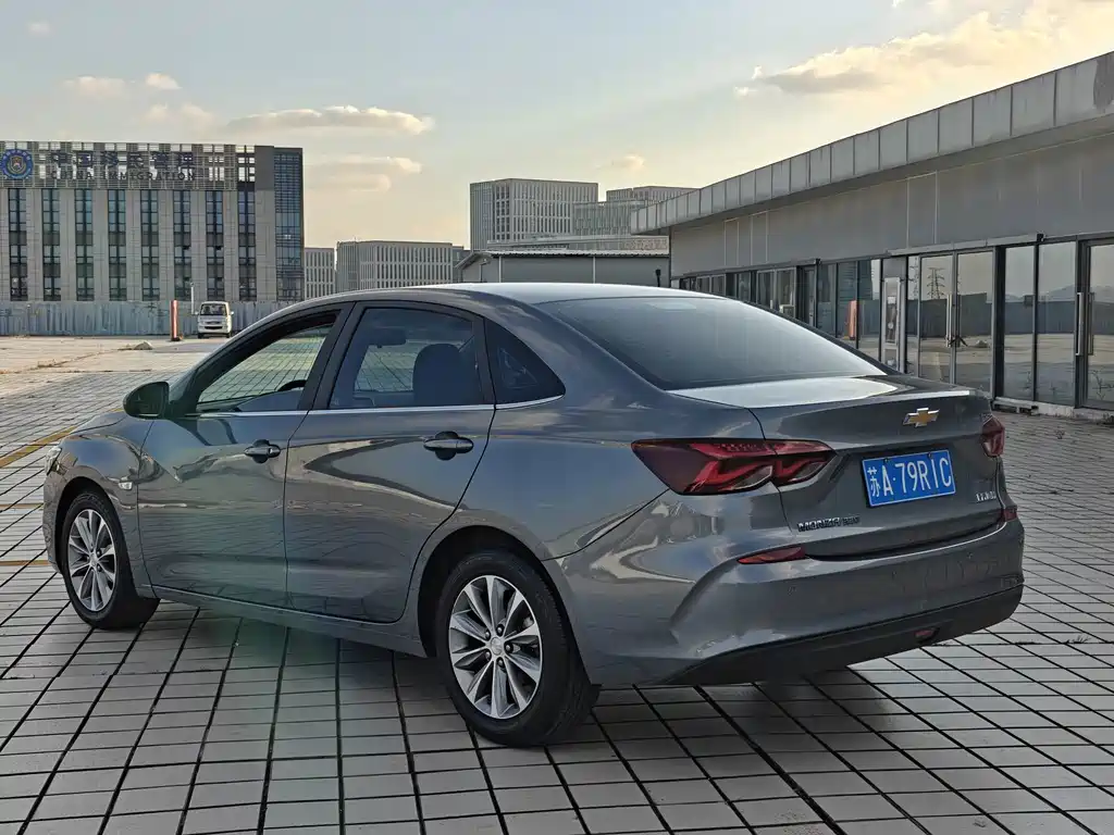 Chevrolet Monza — миниатюра 17