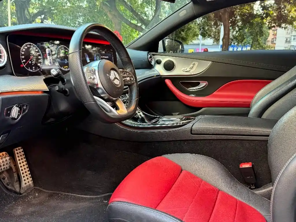 Mercedes-Benz E-Class (Import) — миниатюра 6