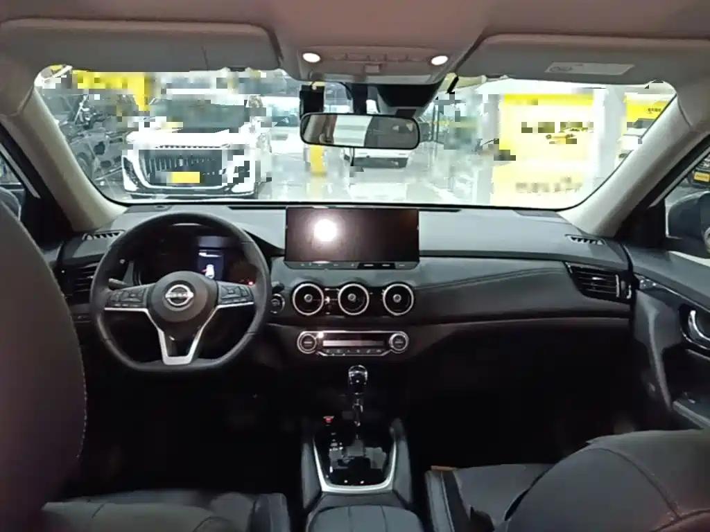 Nissan X-Trail — миниатюра 10