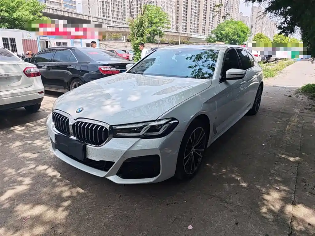 BMW 5 Series 2023
