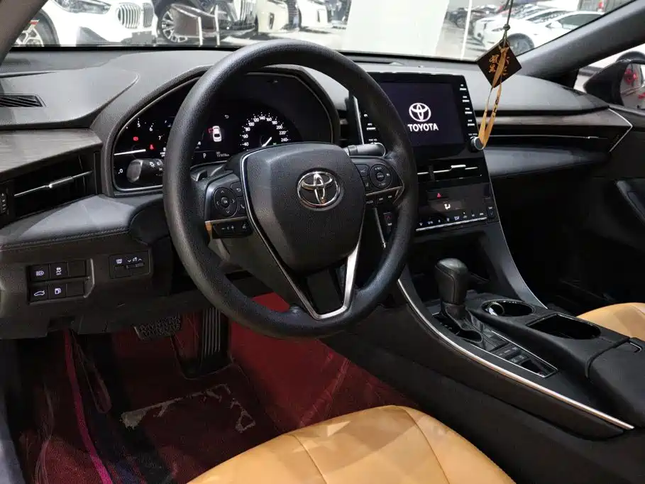Toyota Avalon — миниатюра 6
