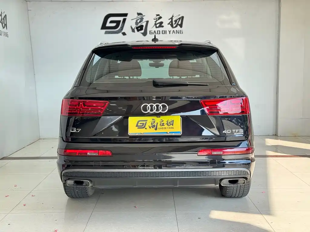 Audi Q7 — миниатюра 26