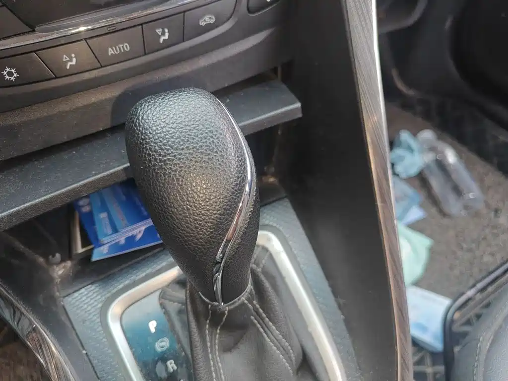 Buick Excelle — миниатюра 10