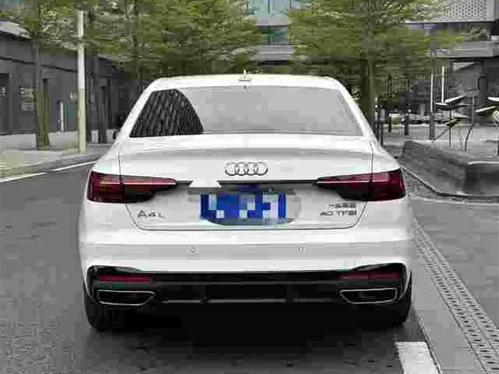 Audi A4L 2022 40 TFSI Luxury
