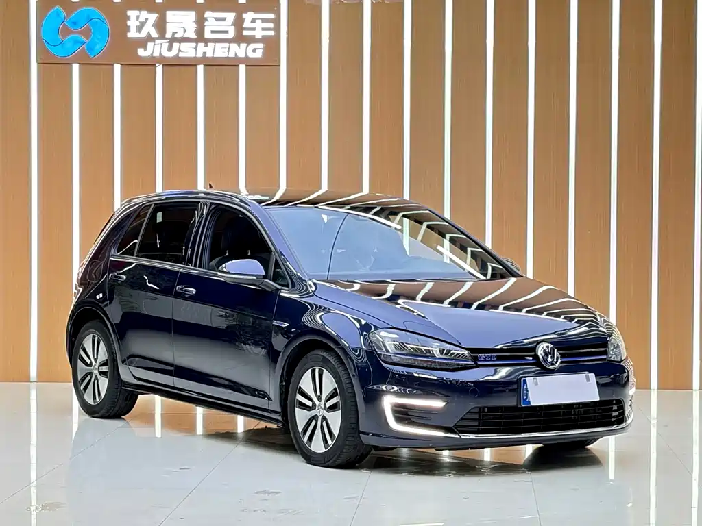 Volkswagen Golf New Energy (Import) — миниатюра 3