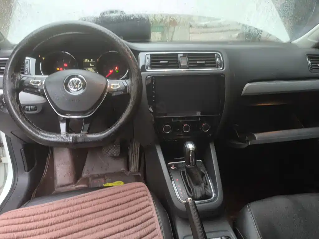 Volkswagen Sagitar — миниатюра 5