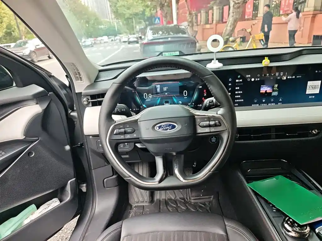 Ford Mondeo — миниатюра 11