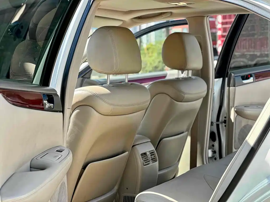 Lexus ES — миниатюра 12
