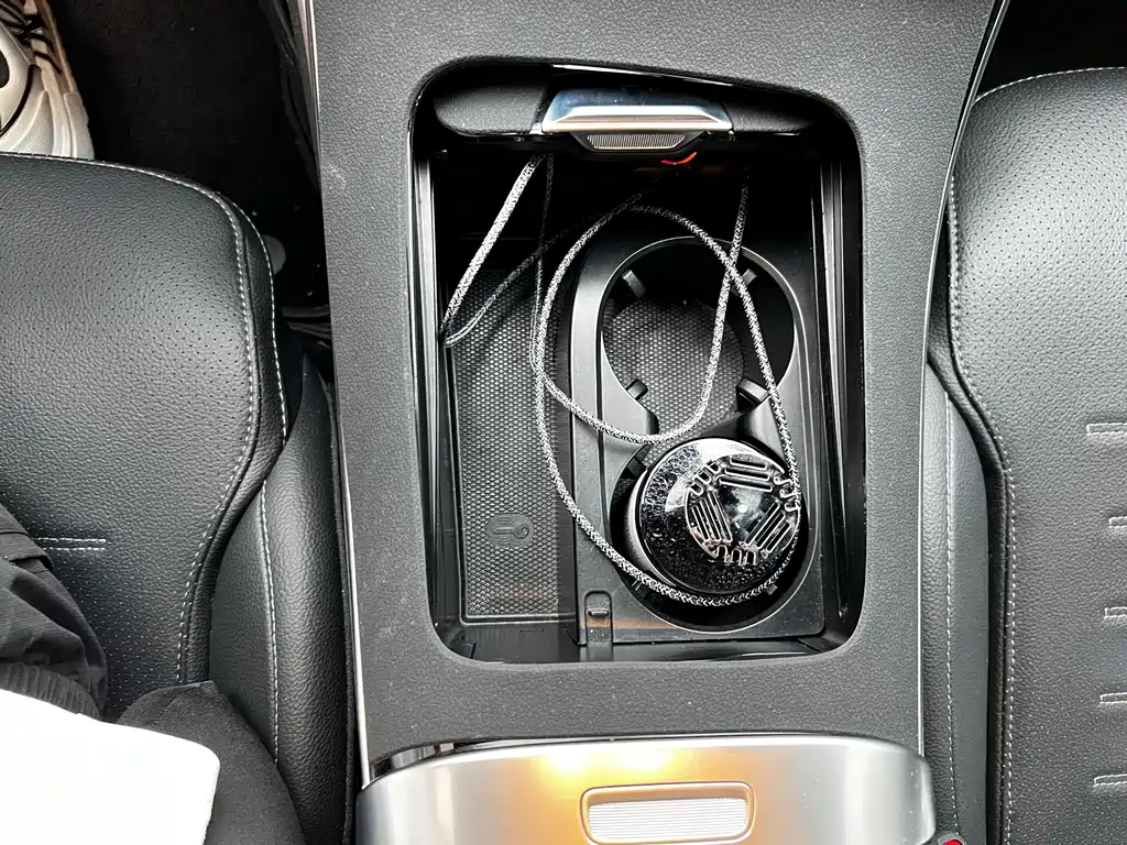 Mercedes-Benz C-Class — миниатюра 10