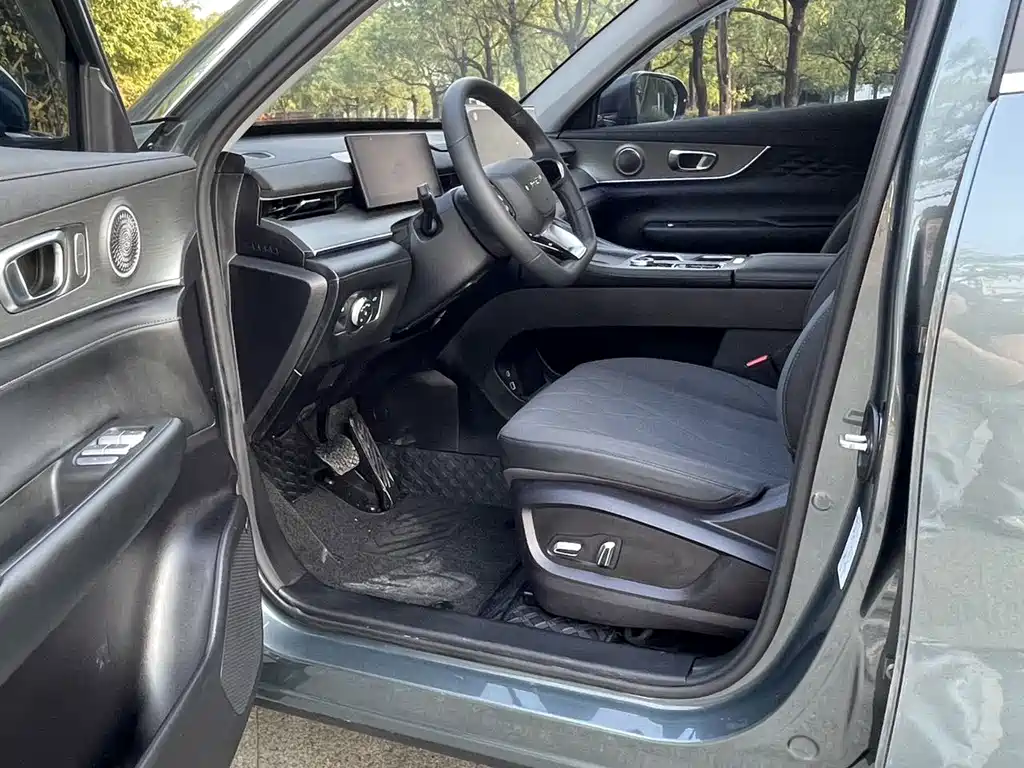 Chery Tiggo 8 PLUS — миниатюра 7