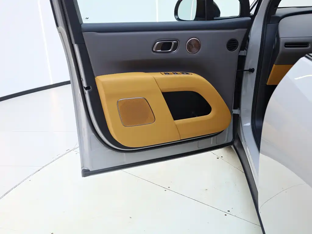 Li Auto Li i8 — миниатюра 21