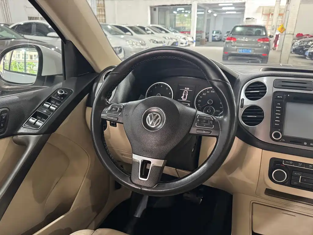 Volkswagen Tiguan — миниатюра 6