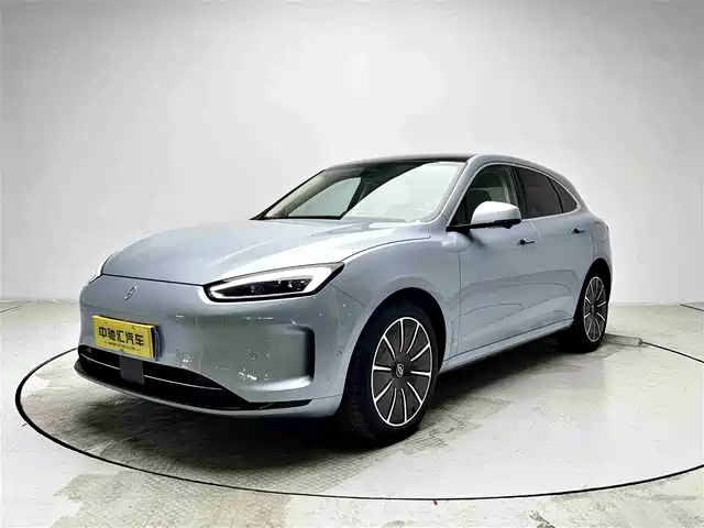AITO M5