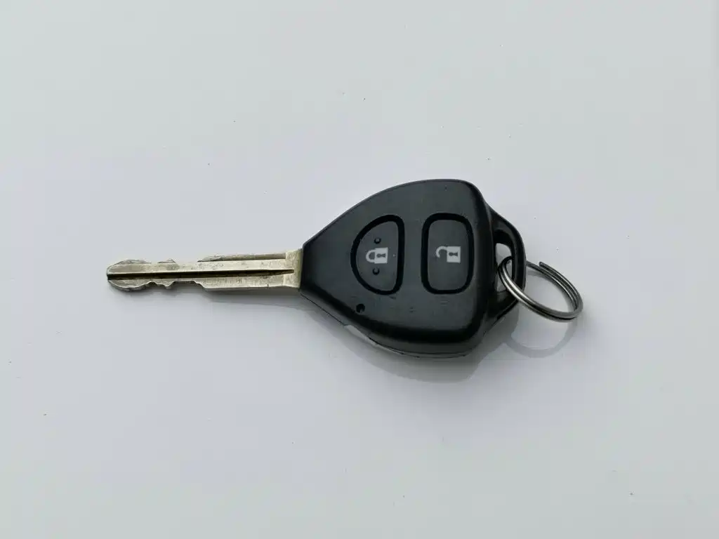 Toyota RAV4 — миниатюра 19