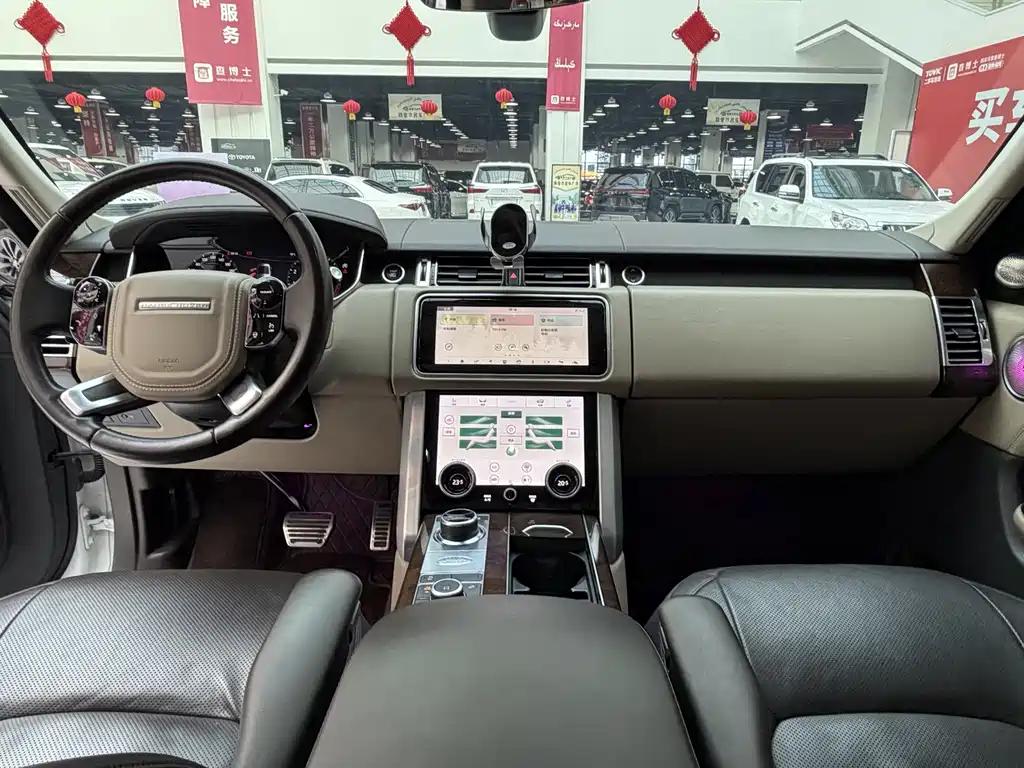 LAND ROVER RANGE ROVER