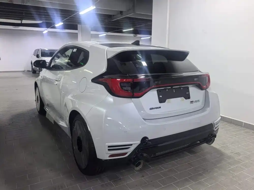 Toyota GR YARIS 2025 GR