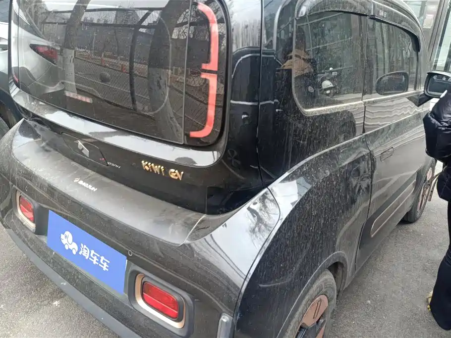 BAOJUN KIWI EV