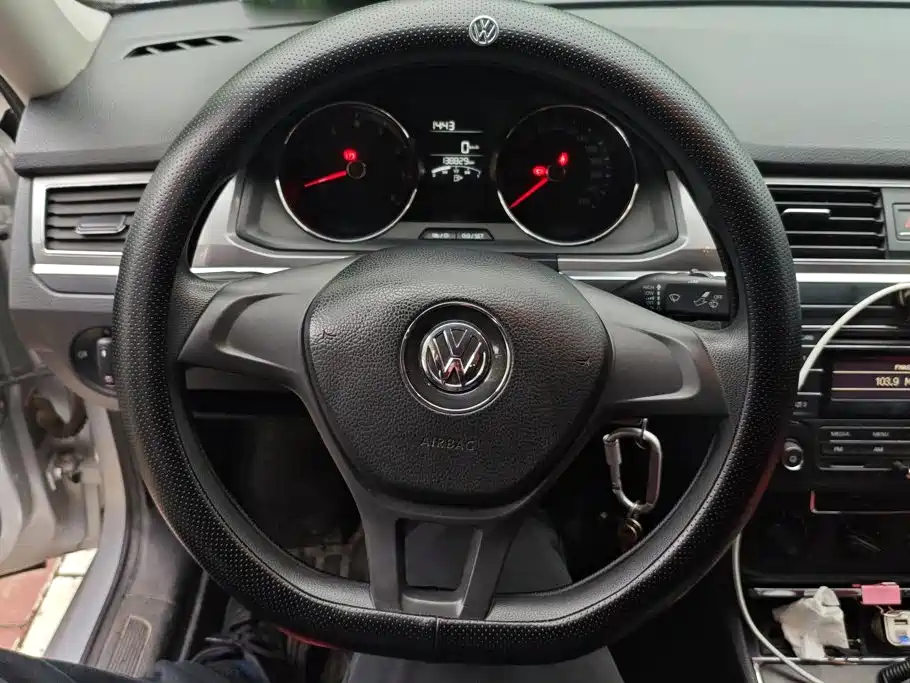 Volkswagen Bora — миниатюра 15