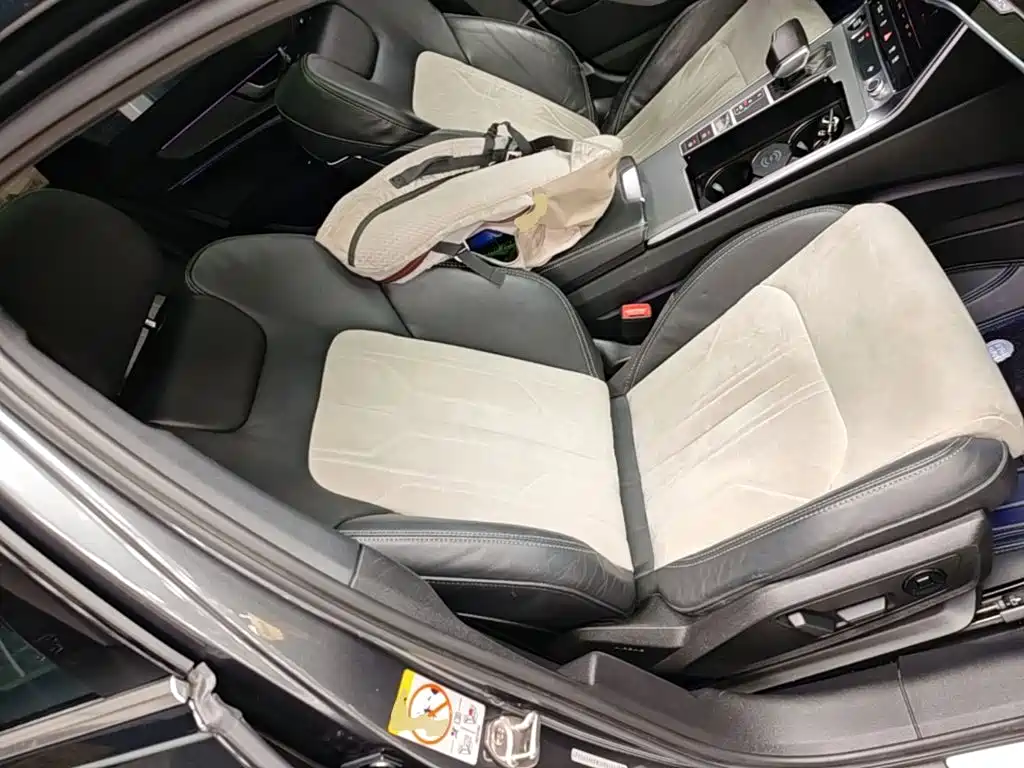 Audi A6L — миниатюра 25