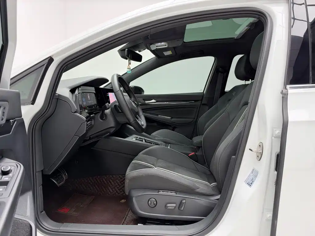 Volkswagen Golf — миниатюра 7