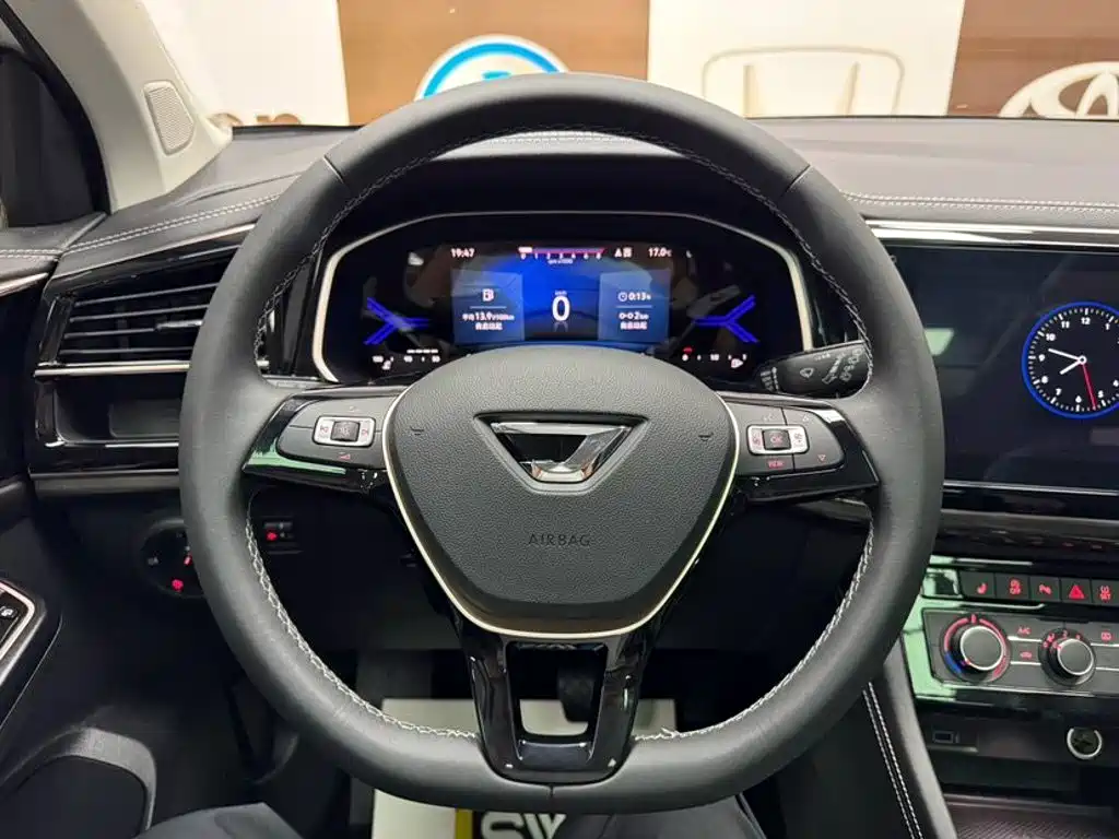 Jetta VS7 — миниатюра 11