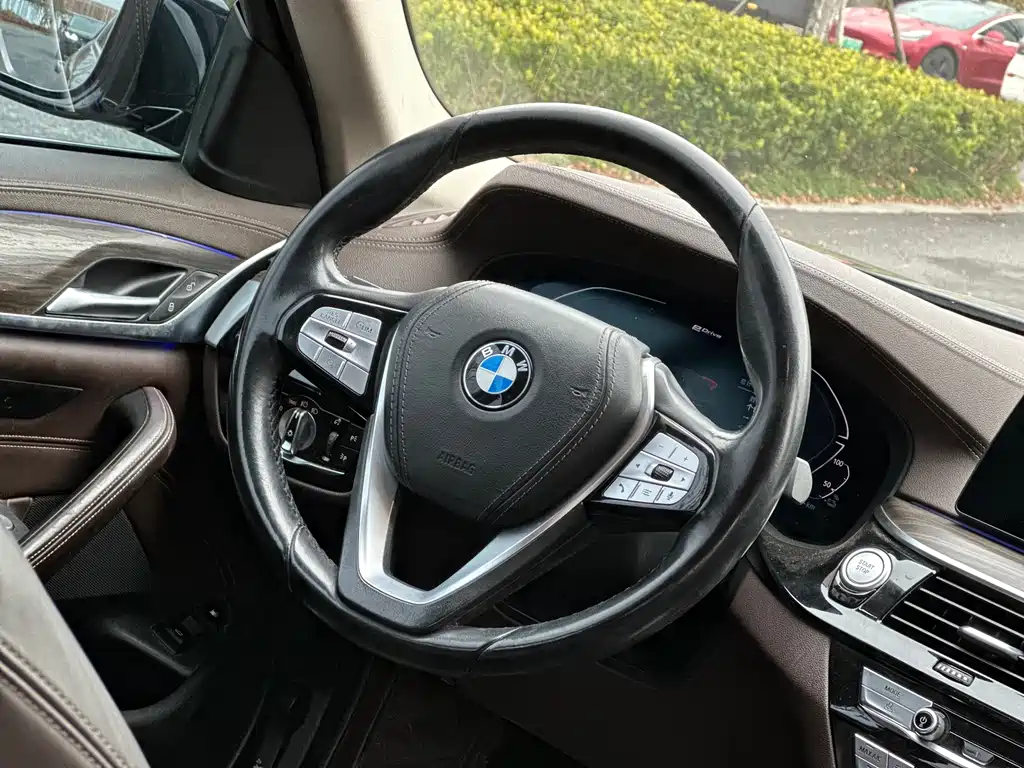 BMW 5 SERIES NEW ENERGY