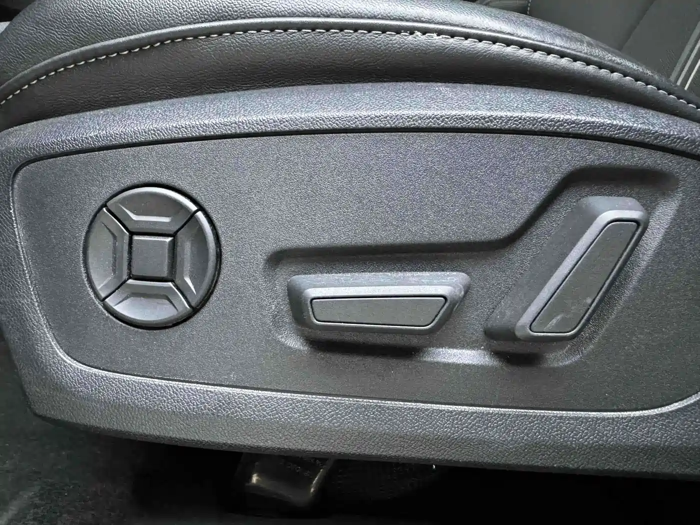 Audi A3 id 4515322 из Китая 12