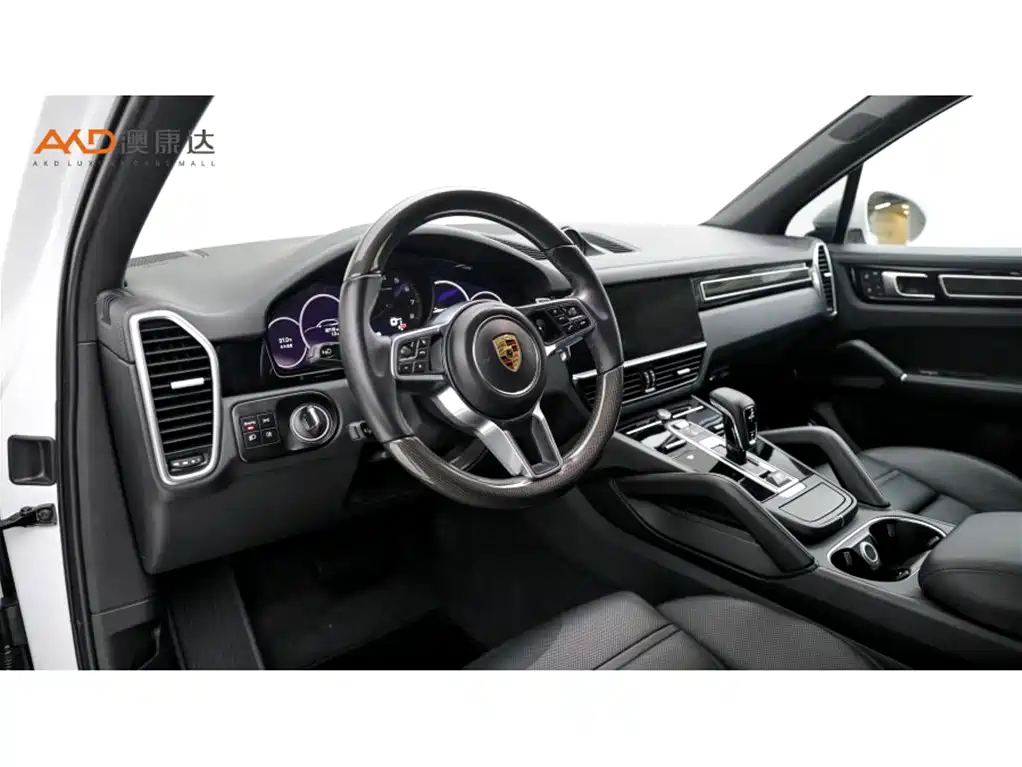 Porsche Cayenne — миниатюра 6