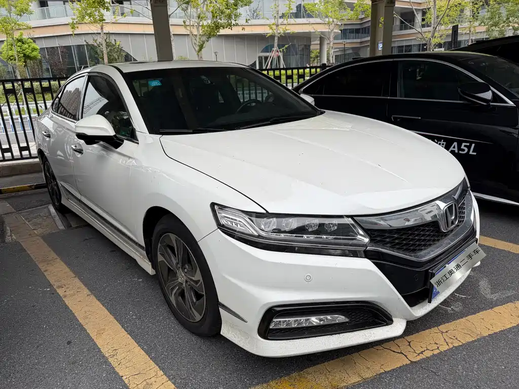 Honda Spirior — миниатюра 3