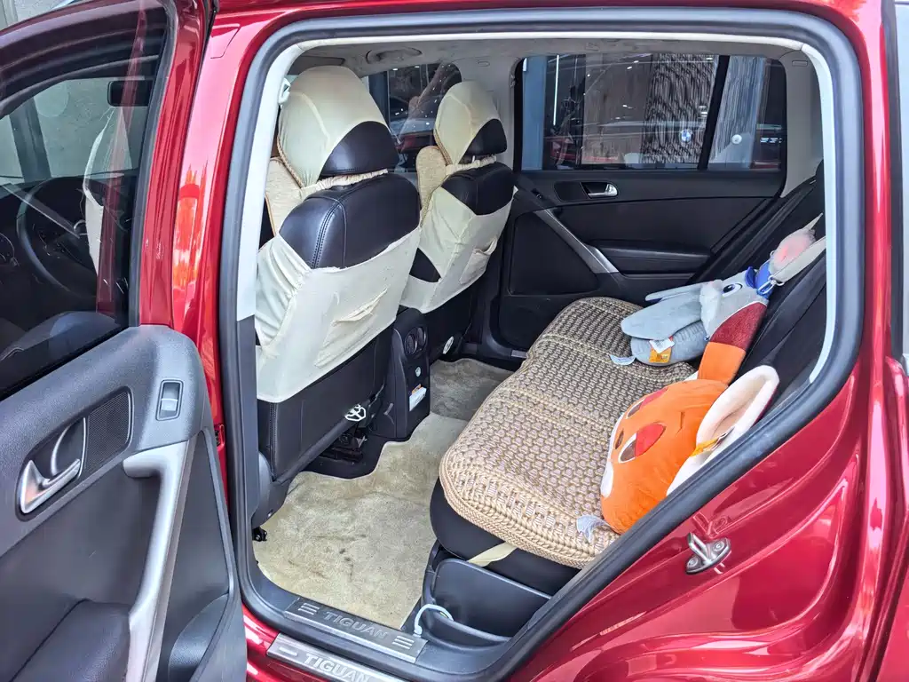 Volkswagen Tiguan — миниатюра 7