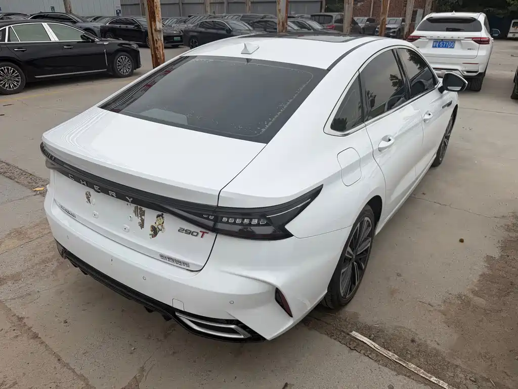 Chery Arrizo 8 — миниатюра 17