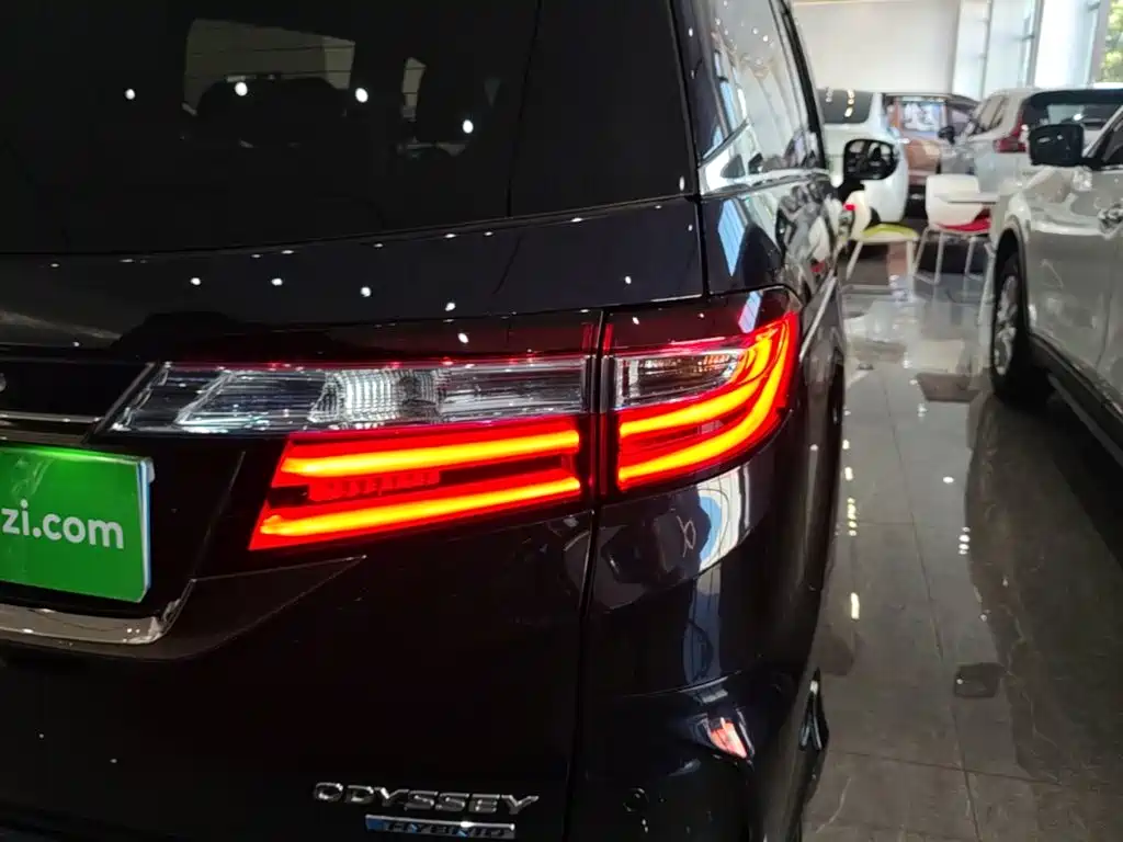 Honda Odyssey — миниатюра 8