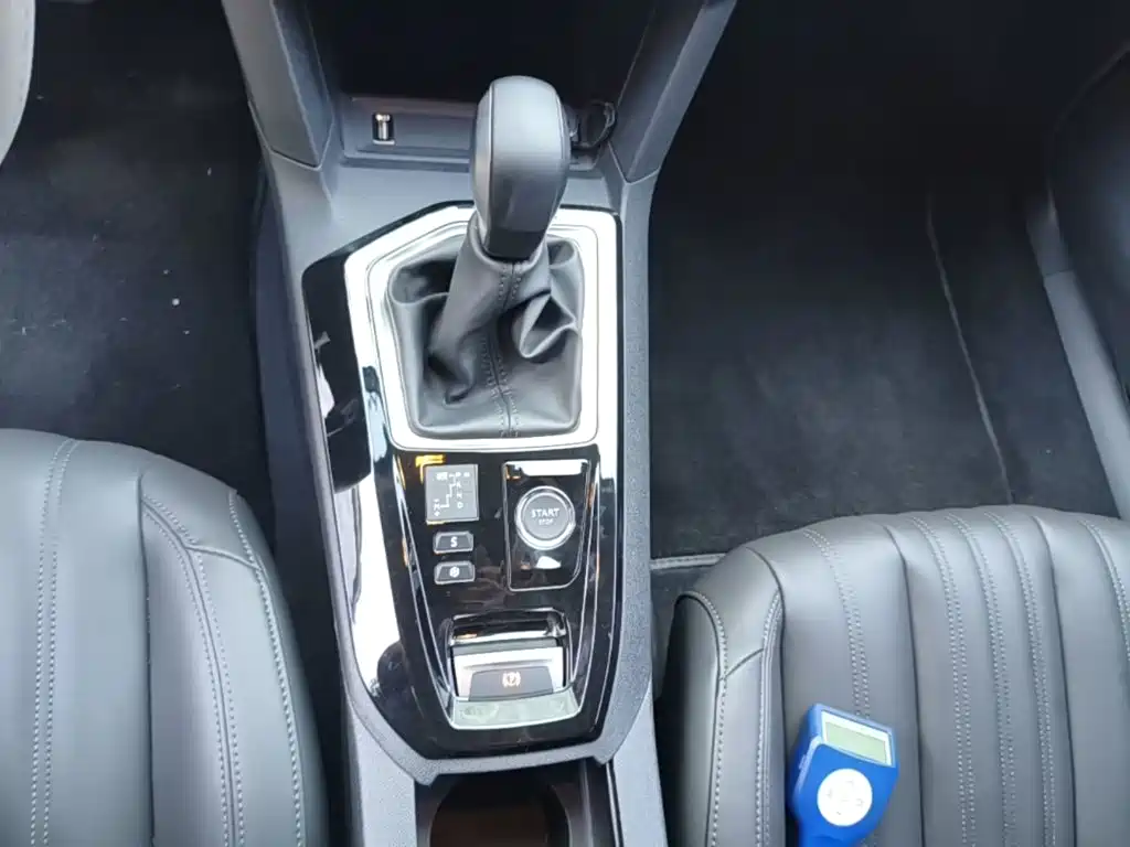 Peugeot 408 — миниатюра 14