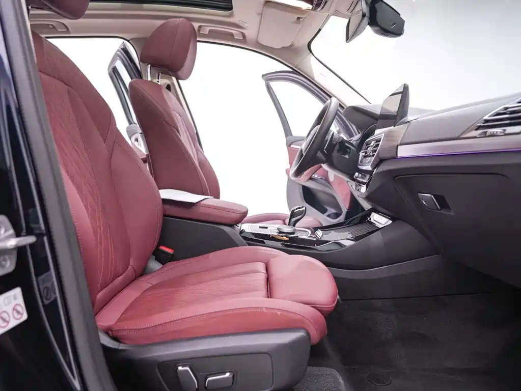 BMW X3 — миниатюра 24