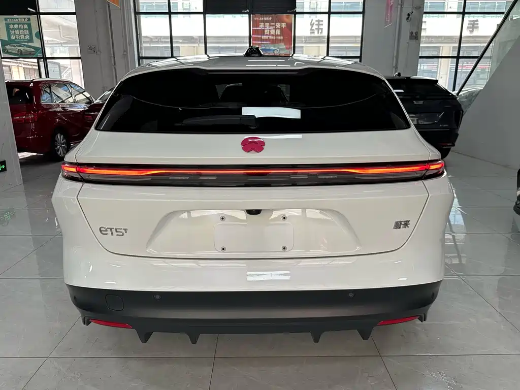 NIO ET5T — миниатюра 32
