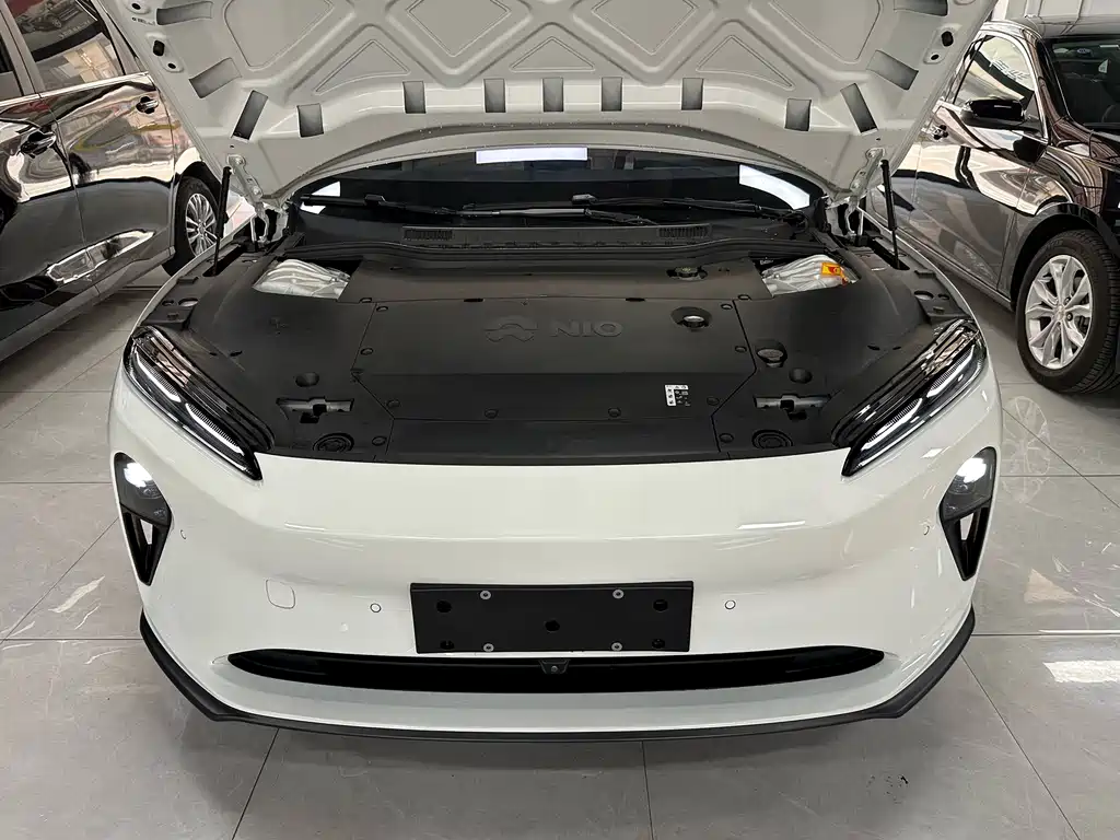 NIO ET5T — миниатюра 8