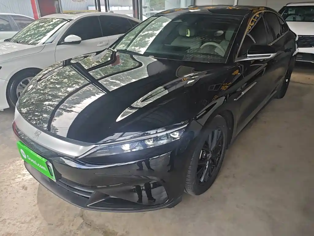 BYD Han — миниатюра 2