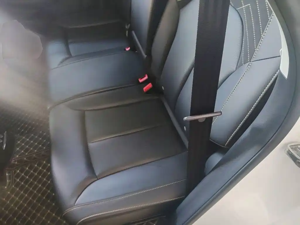 Roewe RX5 — миниатюра 17