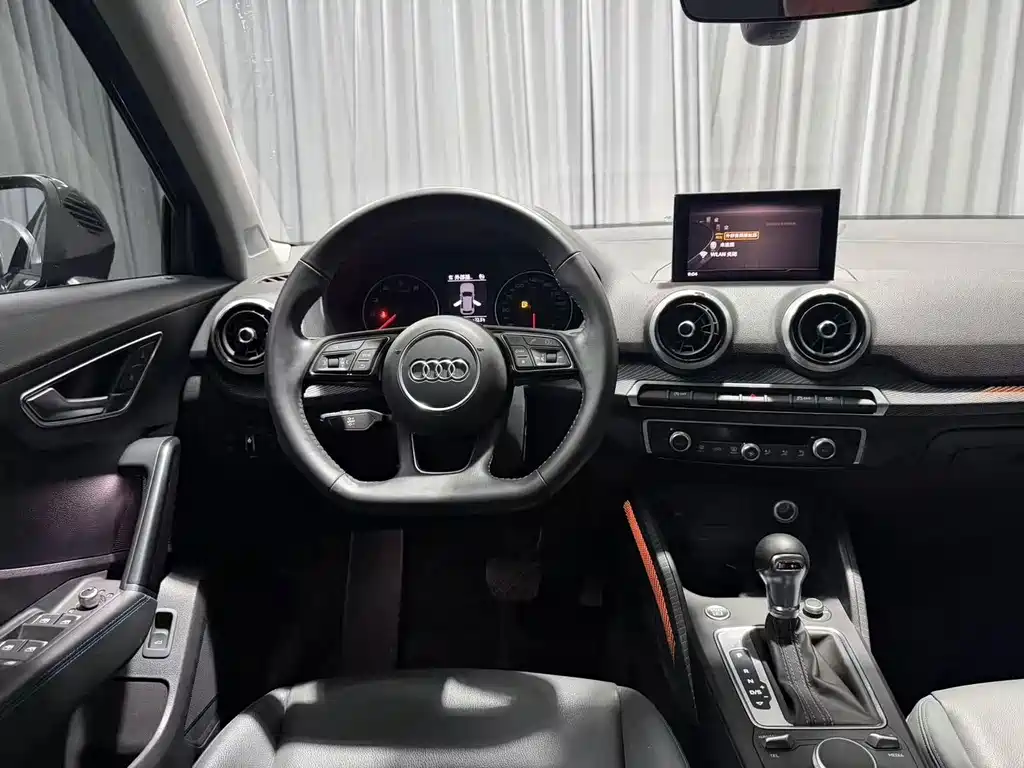 Audi Q2L — миниатюра 11