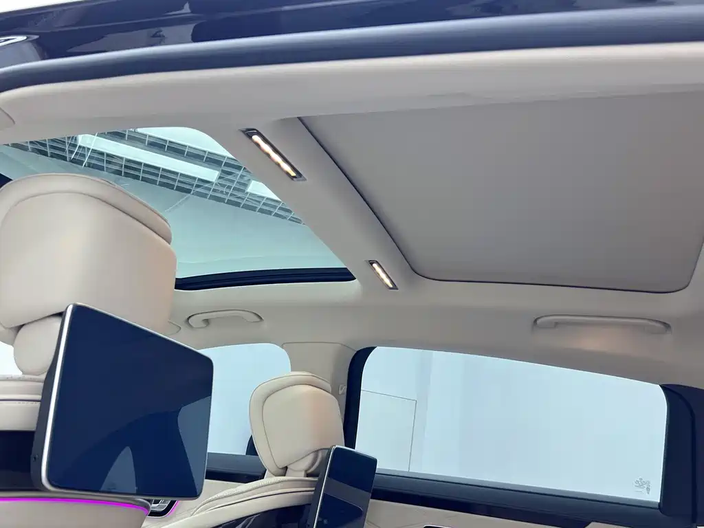 Mercedes-Benz S-Class — миниатюра 11