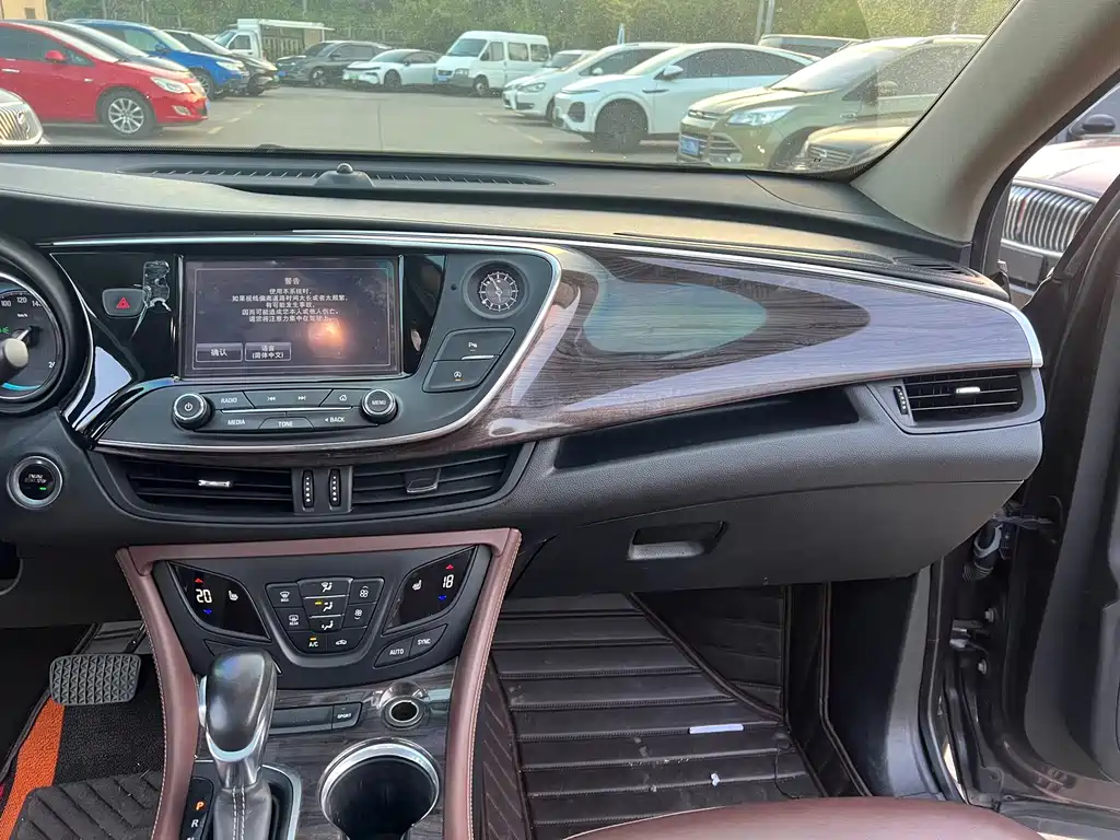 Buick Envision Plus — миниатюра 8