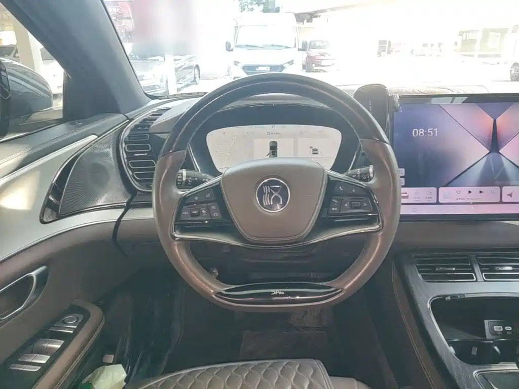 BYD Han — миниатюра 11