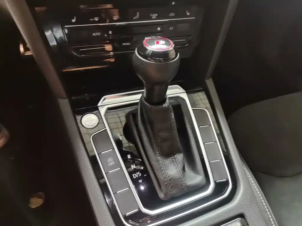 Volkswagen CC — миниатюра 14