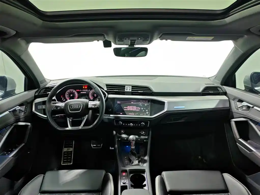 Audi Q3 2024 35 TFSI Fashion