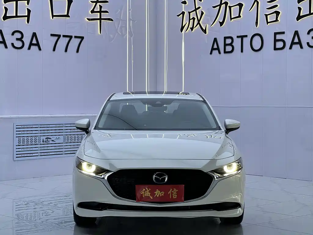 Mazda 3 Axela — миниатюра 2