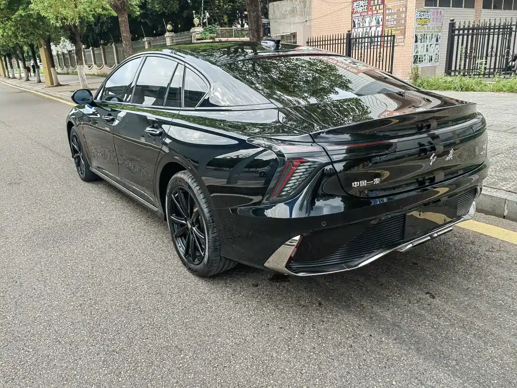 Hongqi Hongqi H6 — миниатюра 5