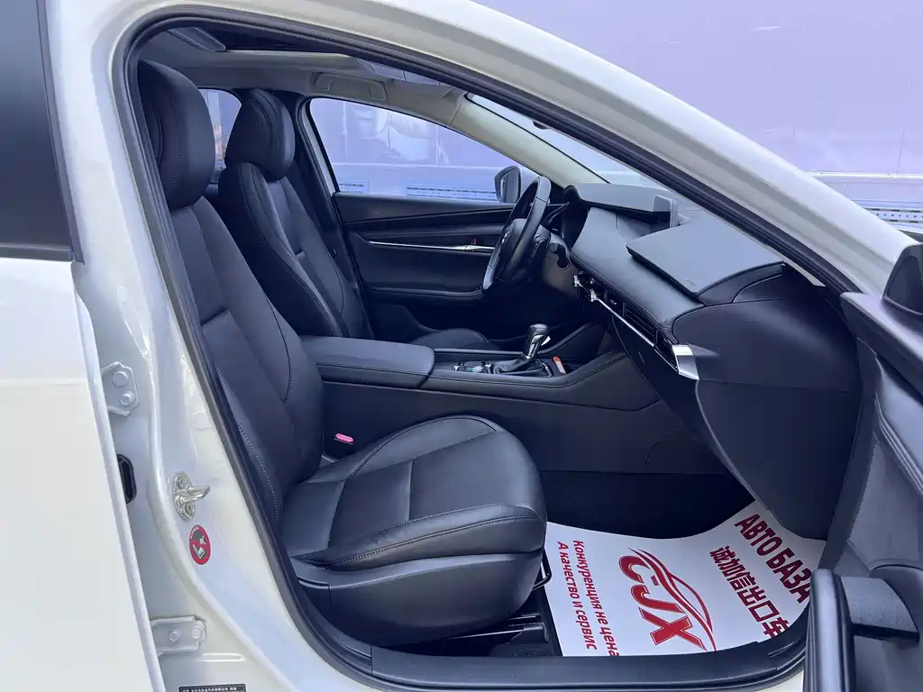 Mazda 3 Axela — миниатюра 15