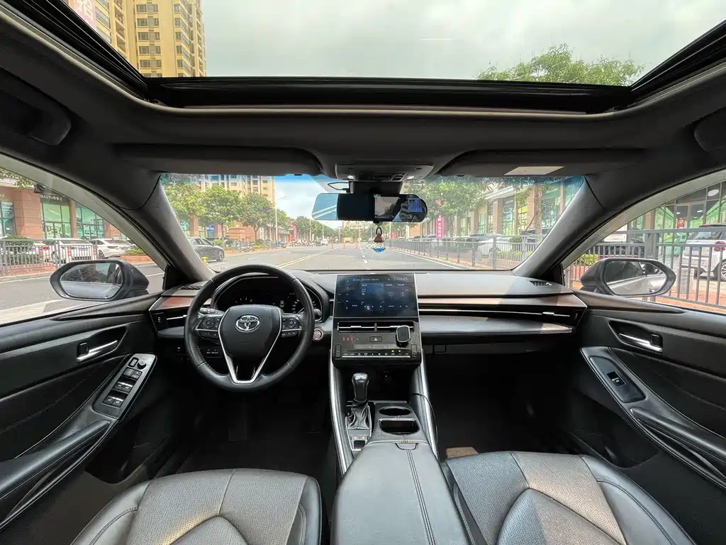 Toyota Avalon — миниатюра 15